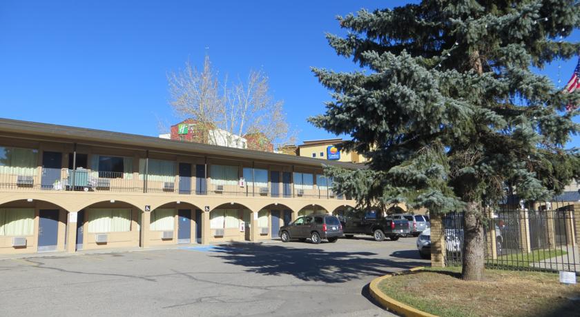 Super 8 Calgary Village YYC Exterior foto