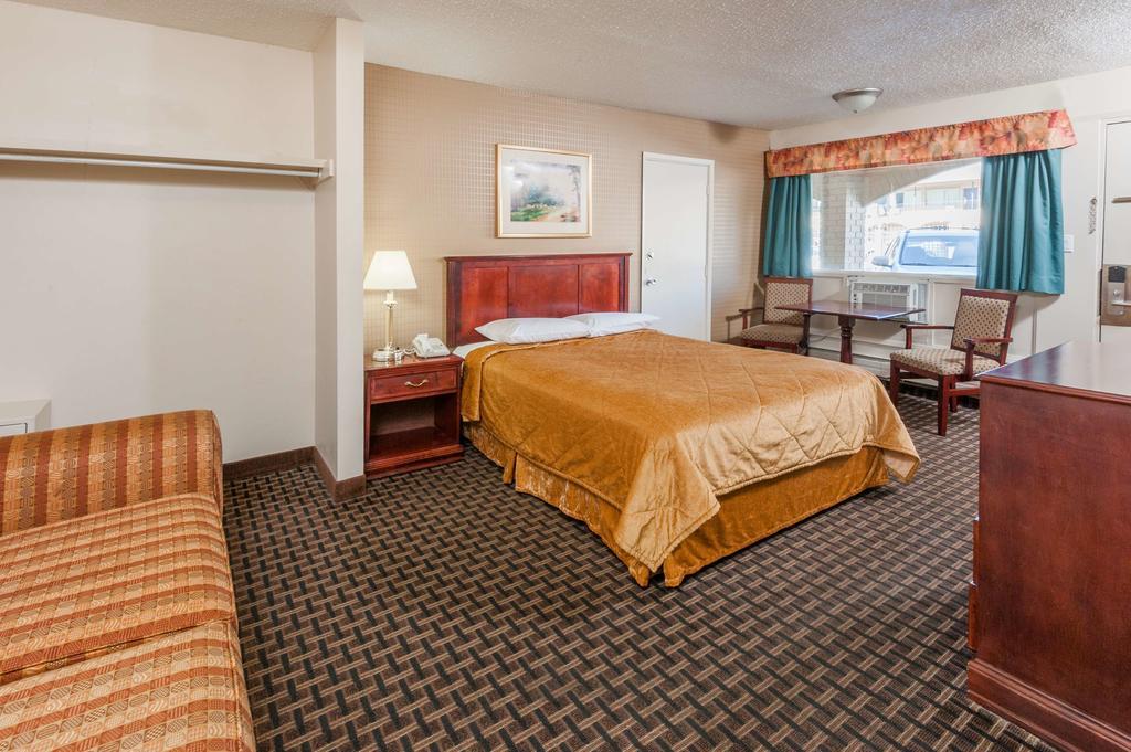 Super 8 Calgary Village YYC Exterior foto